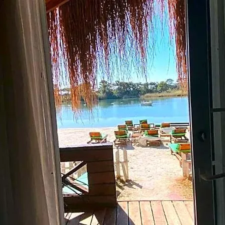 Pine Hotell Öludeniz